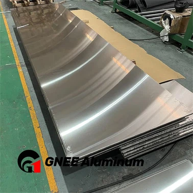 Methods of treating the surface of aluminum plates Methods of treating the surface of aluminum plates